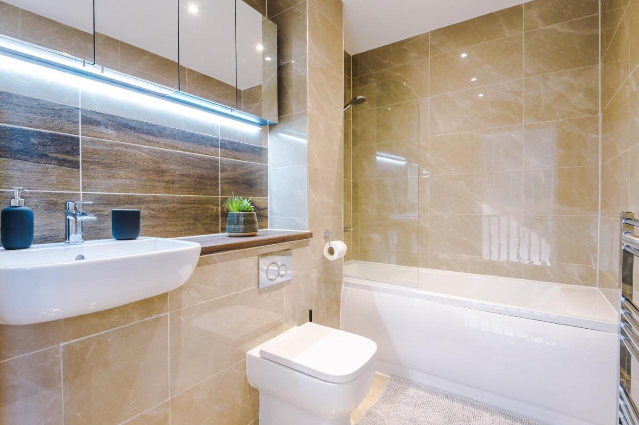 Rest&Recharge At Ridgefield House Villa Manchester Dış mekan fotoğraf